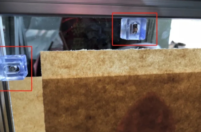 铝型材机箱如何选择安装板.jpg 铝型材机箱如何选择安装板.jpg