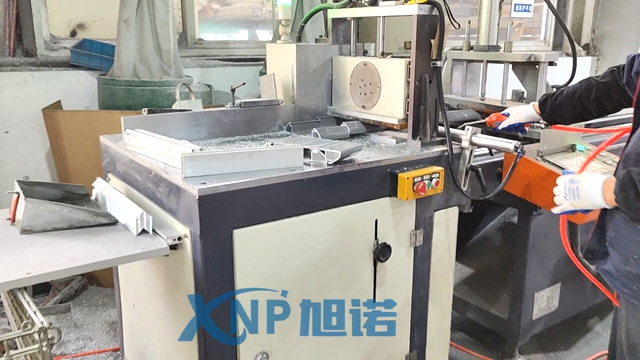 工业铝型材切割知识要点.jpg 工业铝型材切割知识要点.jpg